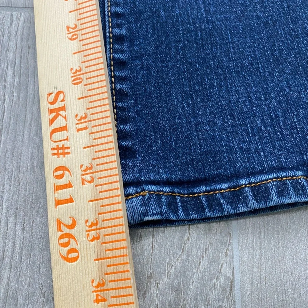 Old Navy Sweetheart bootcut jeans denim women’s size 8 long mid rise - Picture 10 of 10